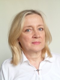 dr Ewa Rostworowska